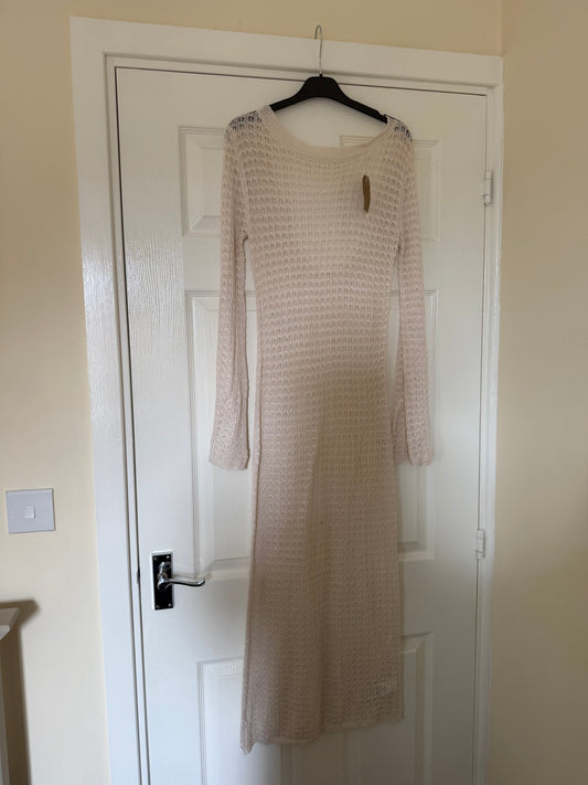 Thin Knit Backless Long Sleeve Beach Dress